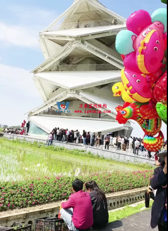 這個PTFE膜結(jié)構(gòu)景觀建筑火啦！
