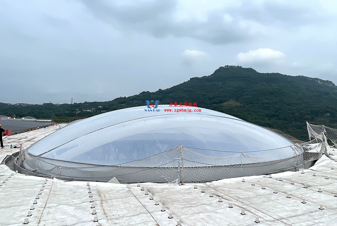 提檔提速，ETFE氣枕膜結構天窗正在火熱施工安裝中
